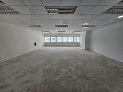 111 Somerset (D9), Office #498040221